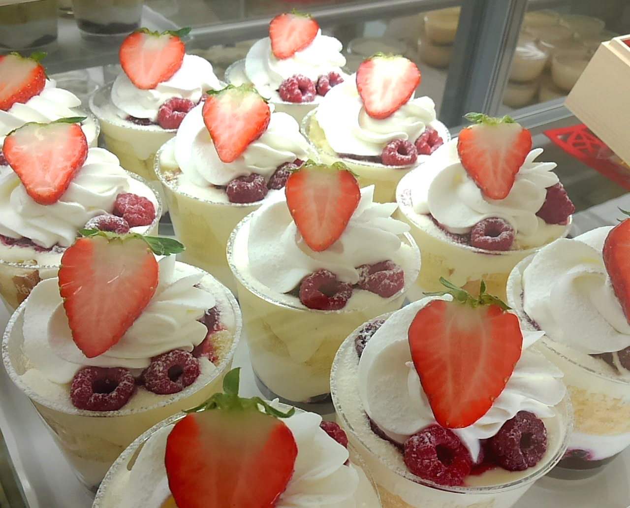 てづくりかしのみせ Happy Berry | オーム乳業株式会社